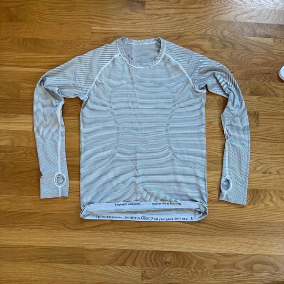 Lululemon Run Swiftly Tech Long Sleeve Crew Stripe Black White - 12 - Picture 8 of 14